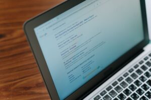Scopri di più sull'articolo Rill Browser, il browser che mette Claude Code e Codex accanto alla pagina web